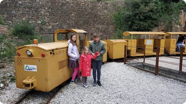 c59fdfc4-e7a8-482c-954e-f5a24e2e9a7e