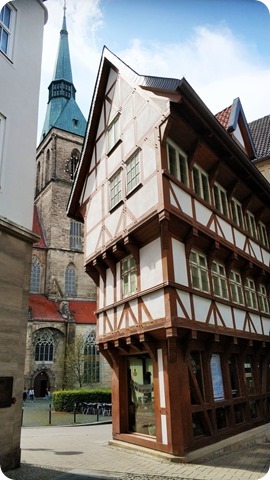 241338773_930507824484703_5059498678857671694_n