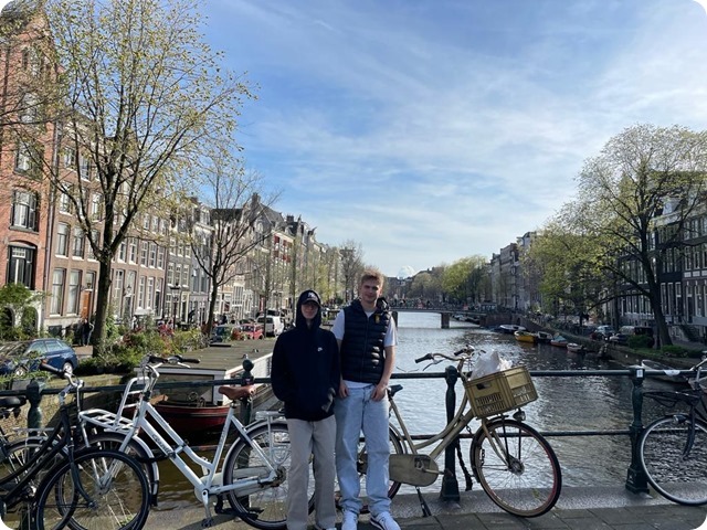 Zdjęcie WhatsApp 2023-05-05 o 19.54.52