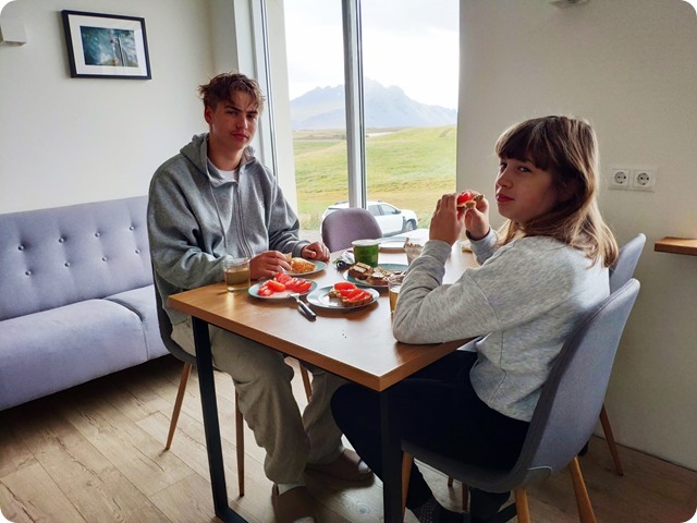 Zdjęcie WhatsApp 2024-09-03 o 22.26.28_029276ca