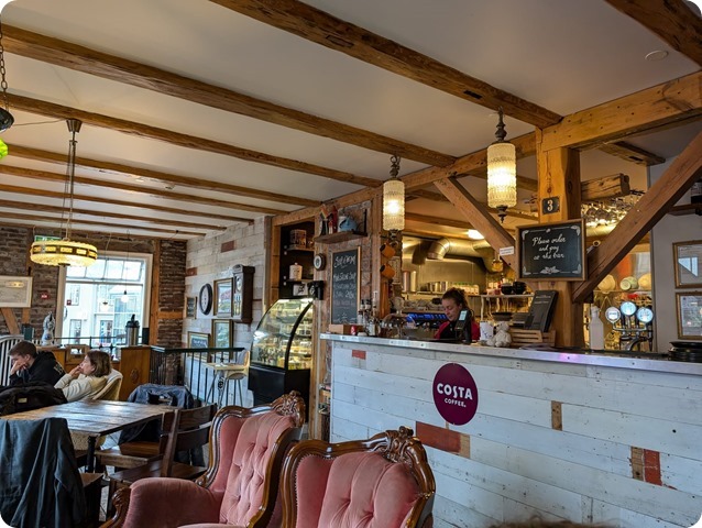 Zdjęcie WhatsApp 2024-09-28 o 21.55.49_a43148f0