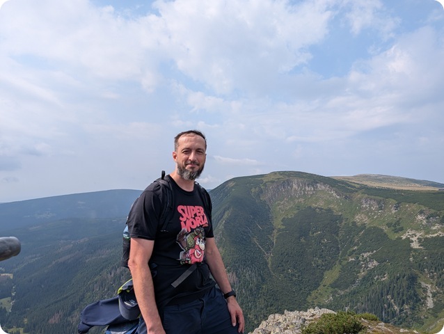 PXL_20250816_085430784.MP