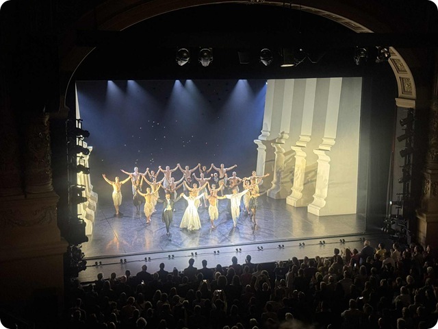 efe6a70d-6910-417b-b549-24aea5780123