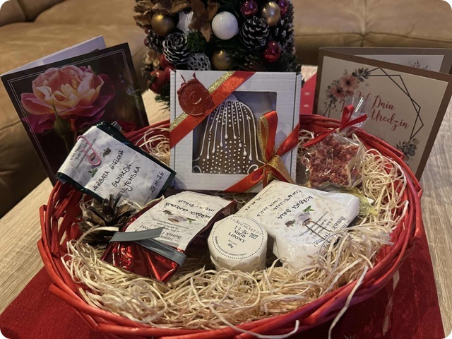 d5cd5d81-414f-4d02-a0df-b1b62e5c63ac