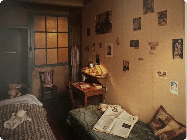 0da7189b-ebb5-478c-b31c-f7d3085bfd5a