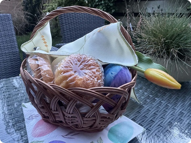 9bea4423-5f2d-4136-b049-53a361c71ce1