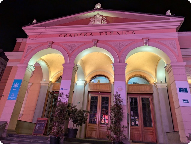 PXL_20260417_192330557